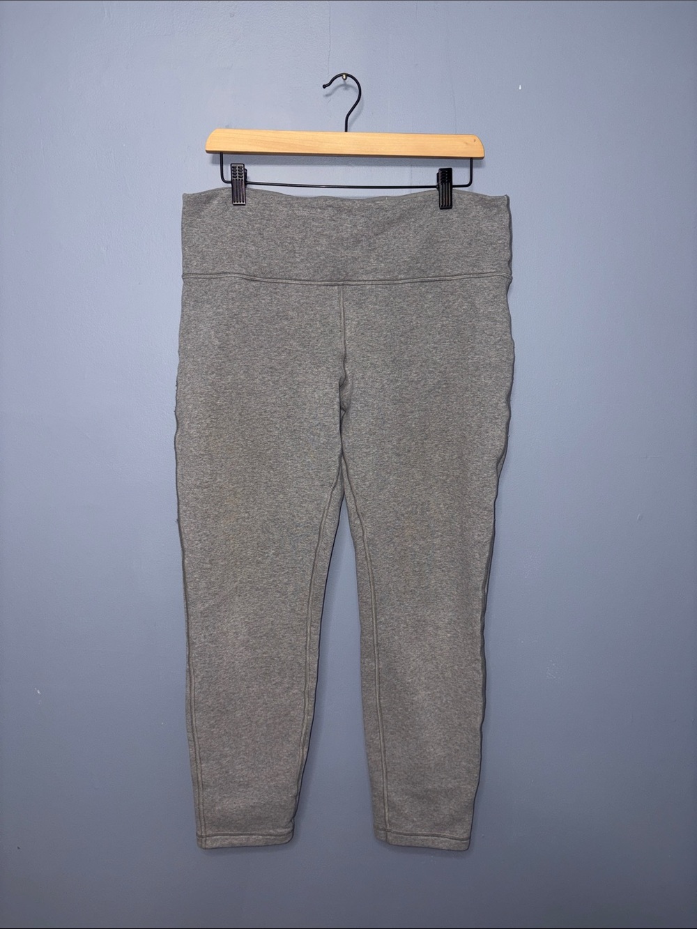 Lululemon • Gray Leggings